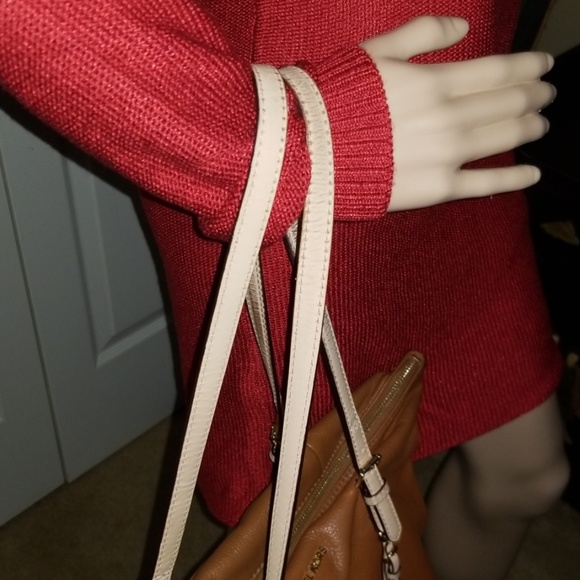 Authentic Michael Kors Leather tote - Picture 4 of 8